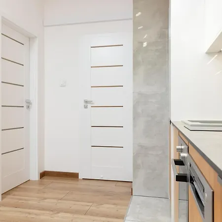 Sunny Grochowska Praga By Renters Hotell *