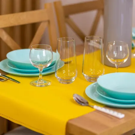 Sunny Grochowska Praga By Renters Hotell *