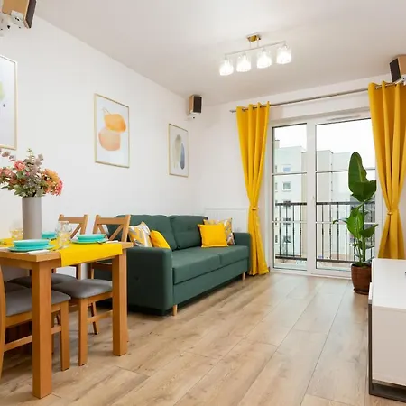 Sunny Grochowska Praga By Renters *
