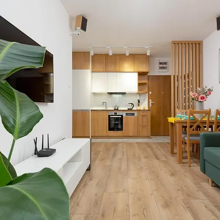 Sunny Grochowska Praga By Renters * Warschau